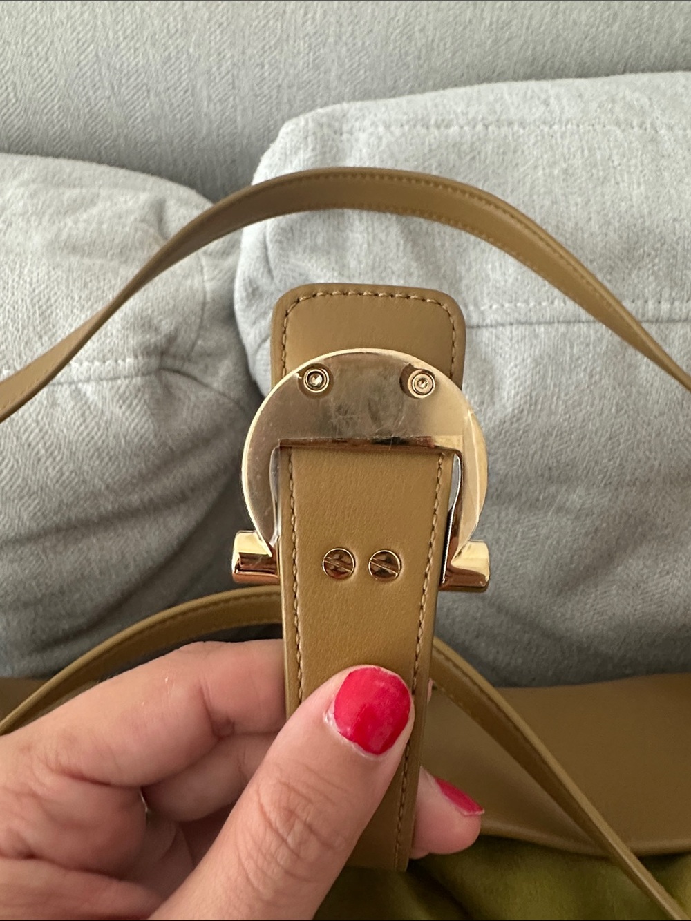 Salvatore Ferragamo Tan oversized Leather Tote - Picture 5 of 10